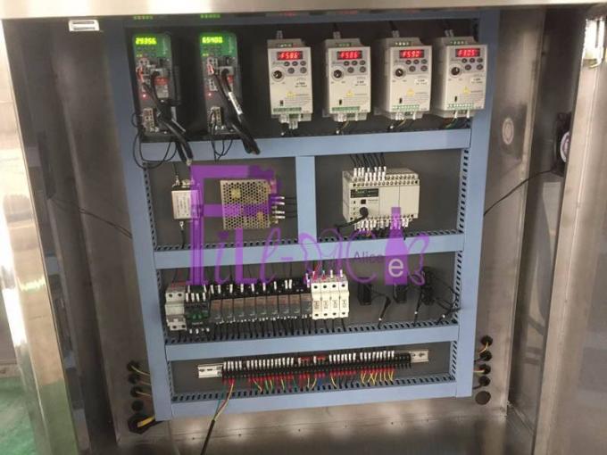 เครื่องติดฉลากขวด PET ขนาด 1 ลิตร Panasonic Motor Sleeve Applicator 400BPM 6