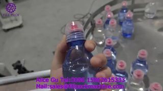 2251 J18 ขวดพลาสติกสกรูฝาเกลียวแยกเชิงเส้น 6 สถานีบรรจุลูกสูบแบบรองพื้นด้วยตนเองบรรจุ Ca 4 ล้อ