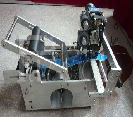 เครื่องบรรจุน้ำแร่ 2 ลิตรสำหรับโรงงานล้างขวด PET เครื่องบรรจุสูงสุด