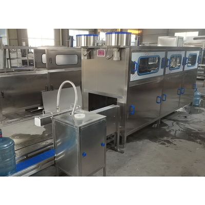 Barrel พลาสติก 5 แกลลอนน้ำเครื่องบรรจุอัตโนมัติหดอุปกรณ์บรรจุภัณฑ์