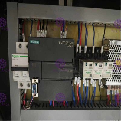 เครื่องติดฉลากสติกเกอร์กาวหัวเดียว 50BPM สำหรับขวดกลม