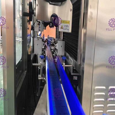 เครื่องติดฉลากฟิล์มหดแบบอัตโนมัติเต็มรูปแบบหัวคู่สำหรับตัวเครื่องพร้อมการหดด้วยไอน้ำ