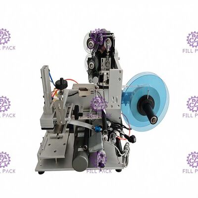 เครื่องติดฉลากขวดสติกเกอร์กาว 1800BPH กึ่งอัตโนมัติสำหรับขวดเหลี่ยม 3 ด้าน