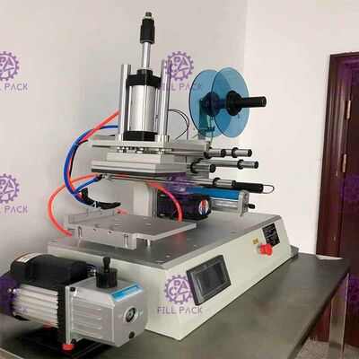 เครื่องปิดฉลากขวดทรงเหลี่ยม 2000BPH Jars กาวสติ๊กเกอร์กึ่งอัตโนมัติ