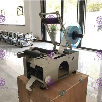 เครื่องติดฉลากกาวตนเองกึ่งอัตโนมัติ 50BPH พร้อมเครื่องพิมพ์รหัส