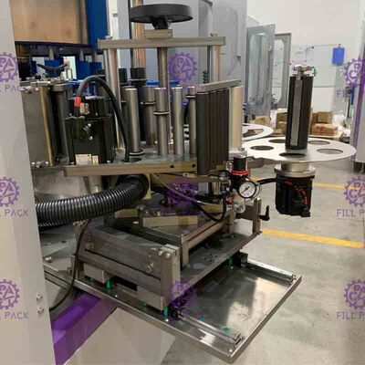 เครื่องติดฉลากขวดแก้วเบียร์แบบโรตารี่สำหรับฉลากเดี่ยว