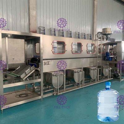 300BPH เครื่องบรรจุน้ำอัตโนมัติ 5 แกลลอนสำหรับสายการผลิตน้ำดื่ม 18.9L บาร์เรล
