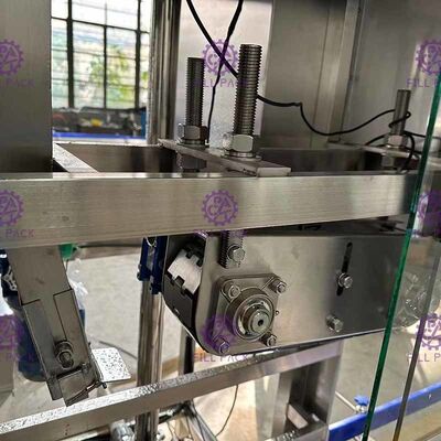 Barrel Water Filler เครื่องบรรจุน้ำ 5 แกลลอนโรงงาน 450 BPH สำหรับ Minear Water