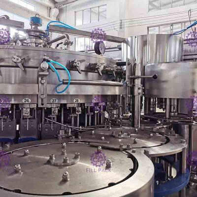 PLC ควบคุม 3 in 1 เครื่องดื่มอัดลมเครื่องบรรจุขวดกลม 0.3L-2L PET