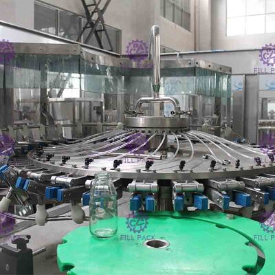 3 In 1 เครื่องดื่มอัดลมบรรจุ Capping Machine ขวดแก้ว Monobloc พร้อมฝาอลูมิเนียม