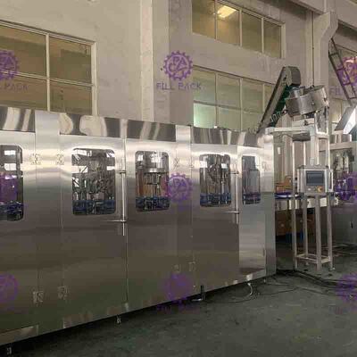 Monoblock 3 ในขวดน้ำ 1 ฟิลเลอร์เครื่อง PLC และการควบคุมหน้าจอสัมผัส