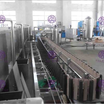 ย้อนกลับพลาสติกขวดที่นึ่งขวดนมระบบ 8000BPH สำหรับปรุงรสสายการผลิตน้ำผลไม้