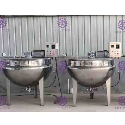 2000LPH อุปกรณ์แปรรูปเครื่องดื่มสามชั้นพร้อมเครื่องกวน