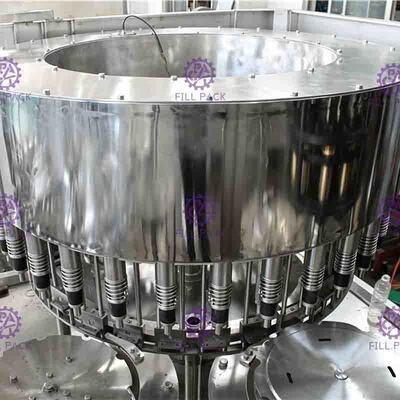 อุตสาหกรรม Monoblock เครื่องบรรจุกึ่งอัตโนมัติอุปกรณ์บรรจุเครื่องดื่ม