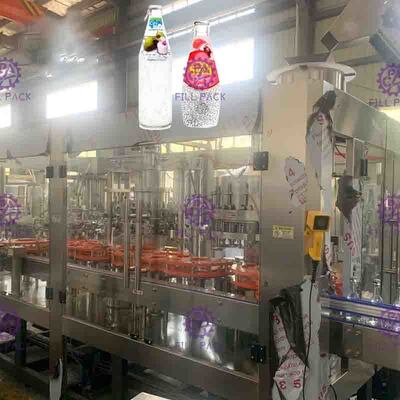 3 ใน 1 Monoblock ร้อนเครื่องบรรจุมะม่วงบรรจุน้ำผลไม้เครื่องซักผ้า Capping
