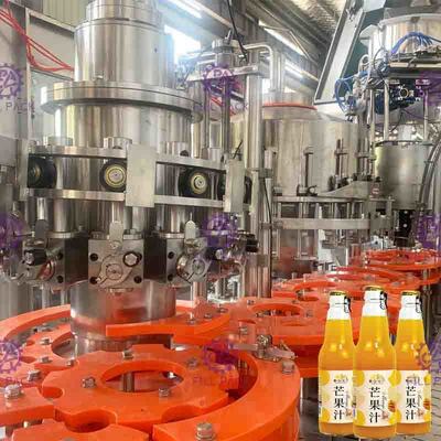 เครื่องบรรจุน้ำผลไม้น้ำผลไม้อัตโนมัติ 3 In 1 Monoblock Granule Beverage