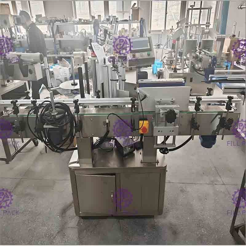 เครื่องติดฉลากสติกเกอร์กาวหัวเดียว 50BPM สำหรับขวดกลม