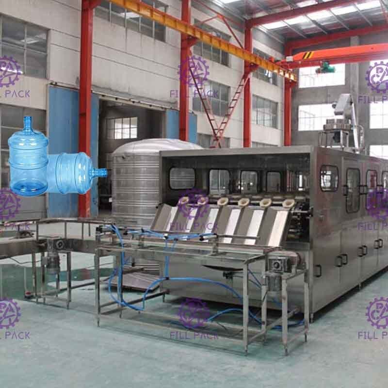 900BPH 5 แกลลอนบรรจุน้ำอัตโนมัติด้วยประเภท Nanfang ปั๊ม 6 คู่สาย